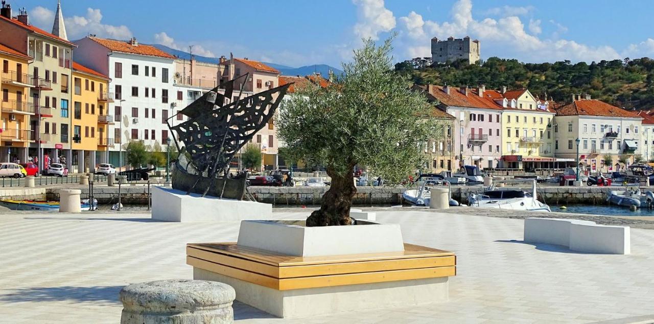 Apartman Gabrijela Senj  Zewnętrze zdjęcie